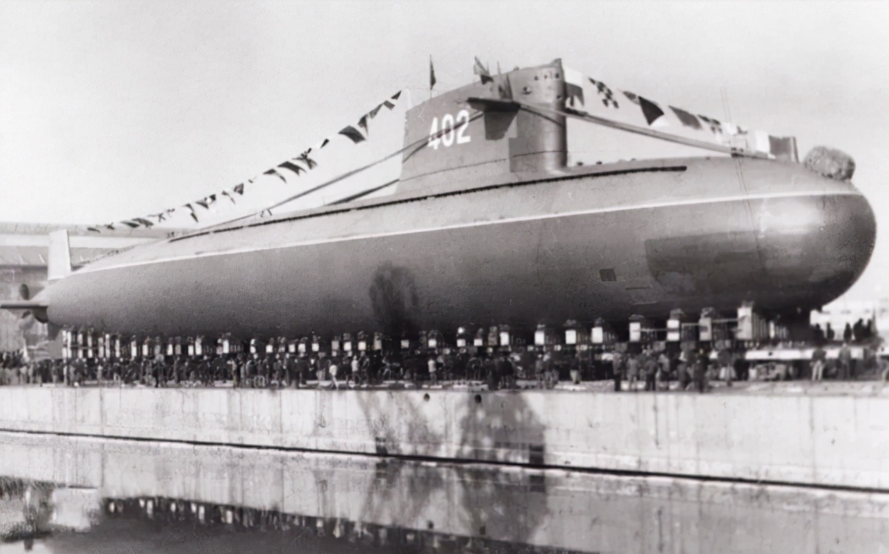 2021年海军服役舰艇,中国海军2016年实力跟2021年对比