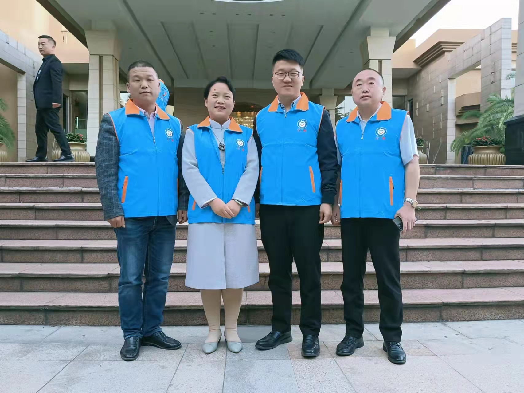 河南商会会长程恩波视频,程恩波东莞市河南商会