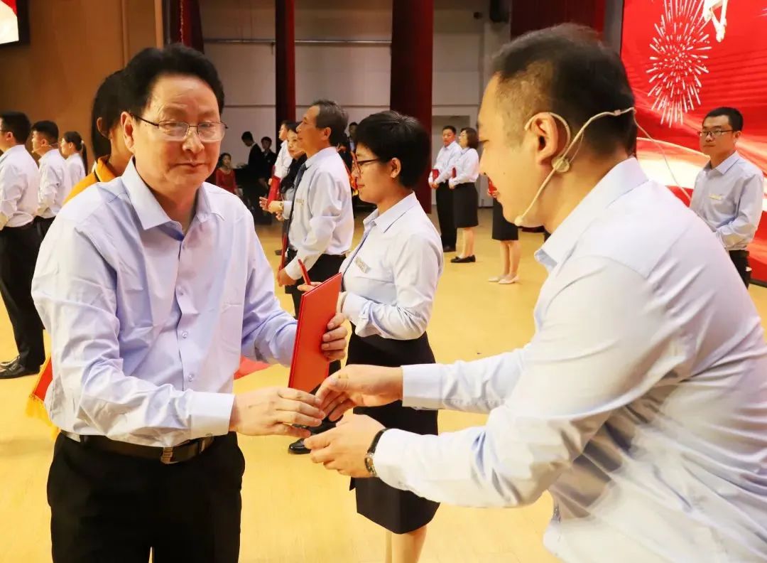 青岛国科大附中招聘信息,国科大青岛附属学校教师