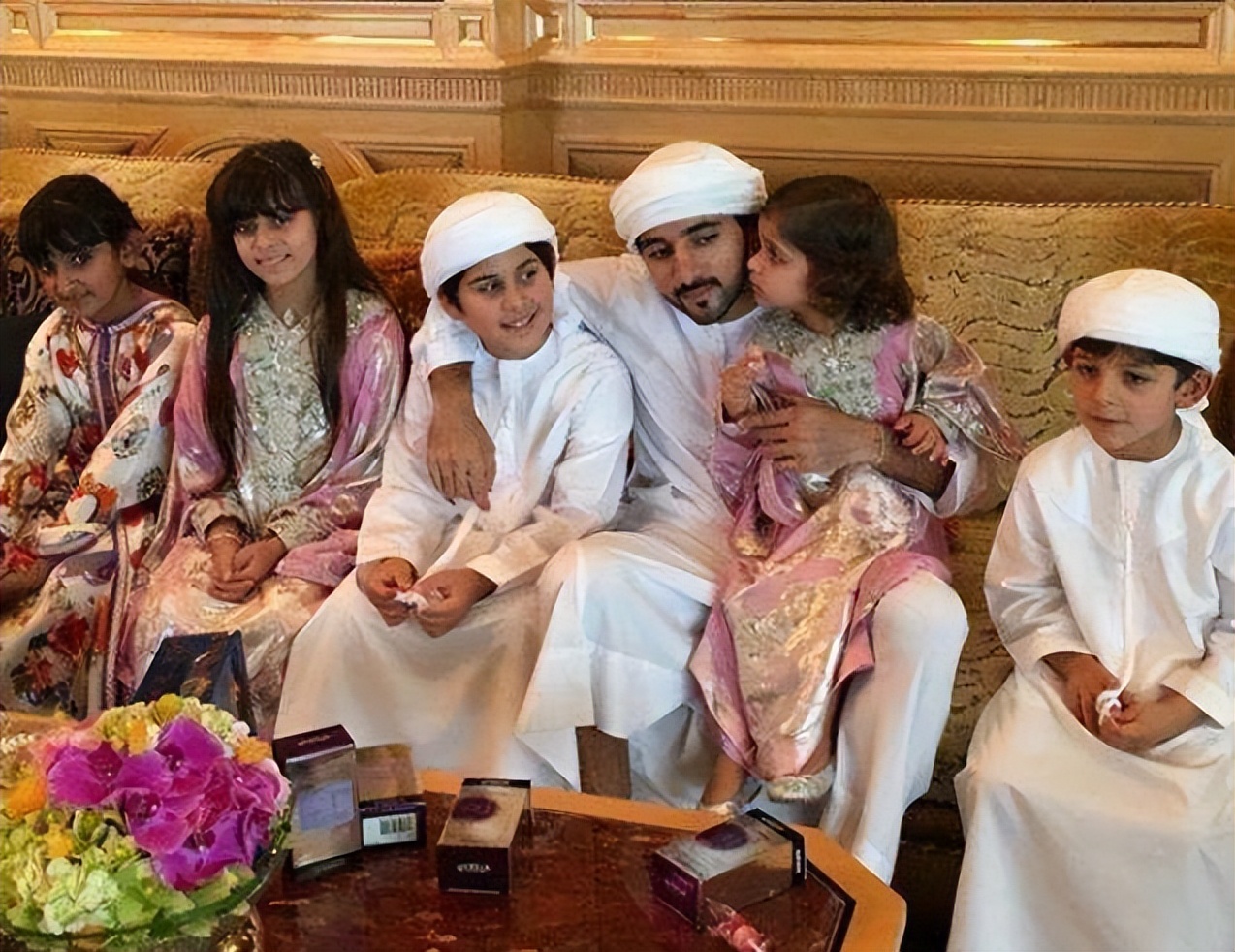 迪拜公主萨拉玛是第几位公主,迪拜公主萨拉玛真实生活视频