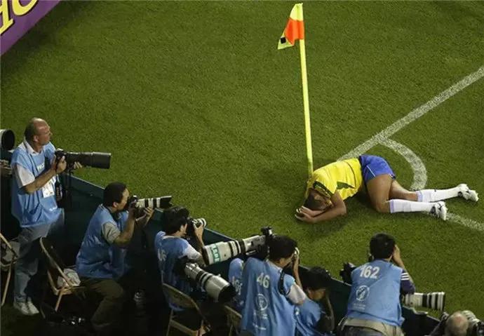 世界杯难忘的瞬间视频,历届世界杯精彩瞬间