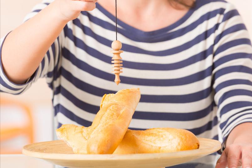 中老年喝哪种牛奶帮助睡眠,中老年人吃什么辅助睡眠