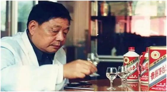 真假酒用油怎么检测,食用油能测出酒的真假吗