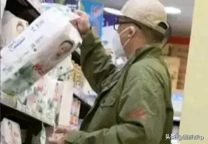 欧巴被拍买婴儿纸尿裤大S再度被疑怀上第三胎