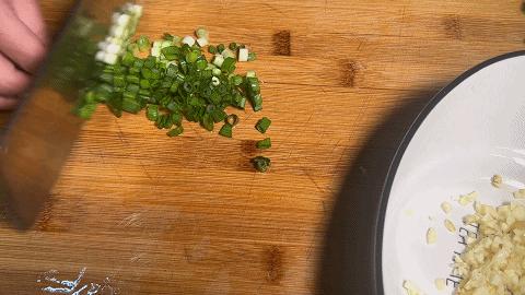 麻酱宽粉好吃的做法,爽滑劲道的麻酱宽粉的做法