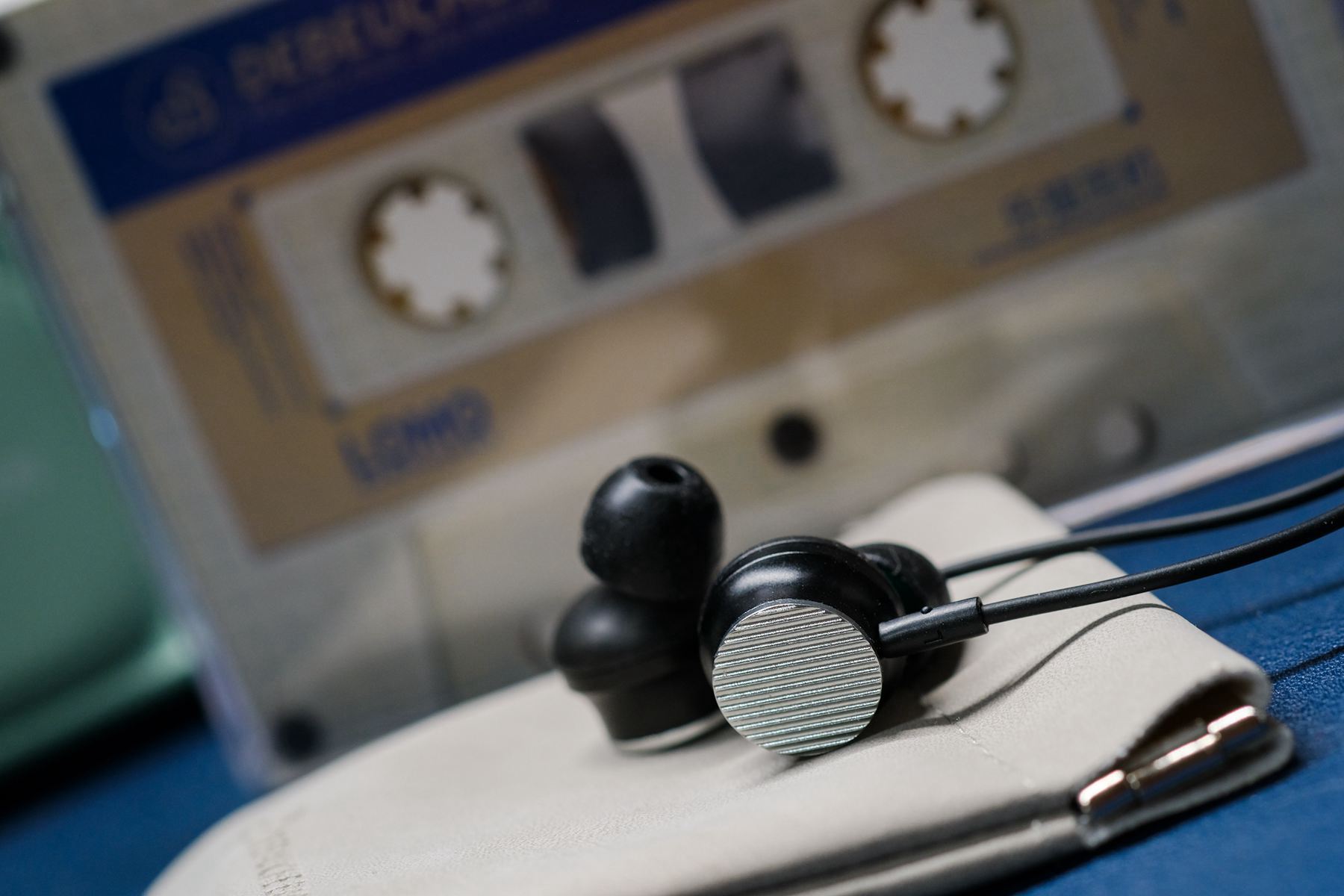 顶级动圈入耳式耳机测评,超大动圈hifi耳机测评