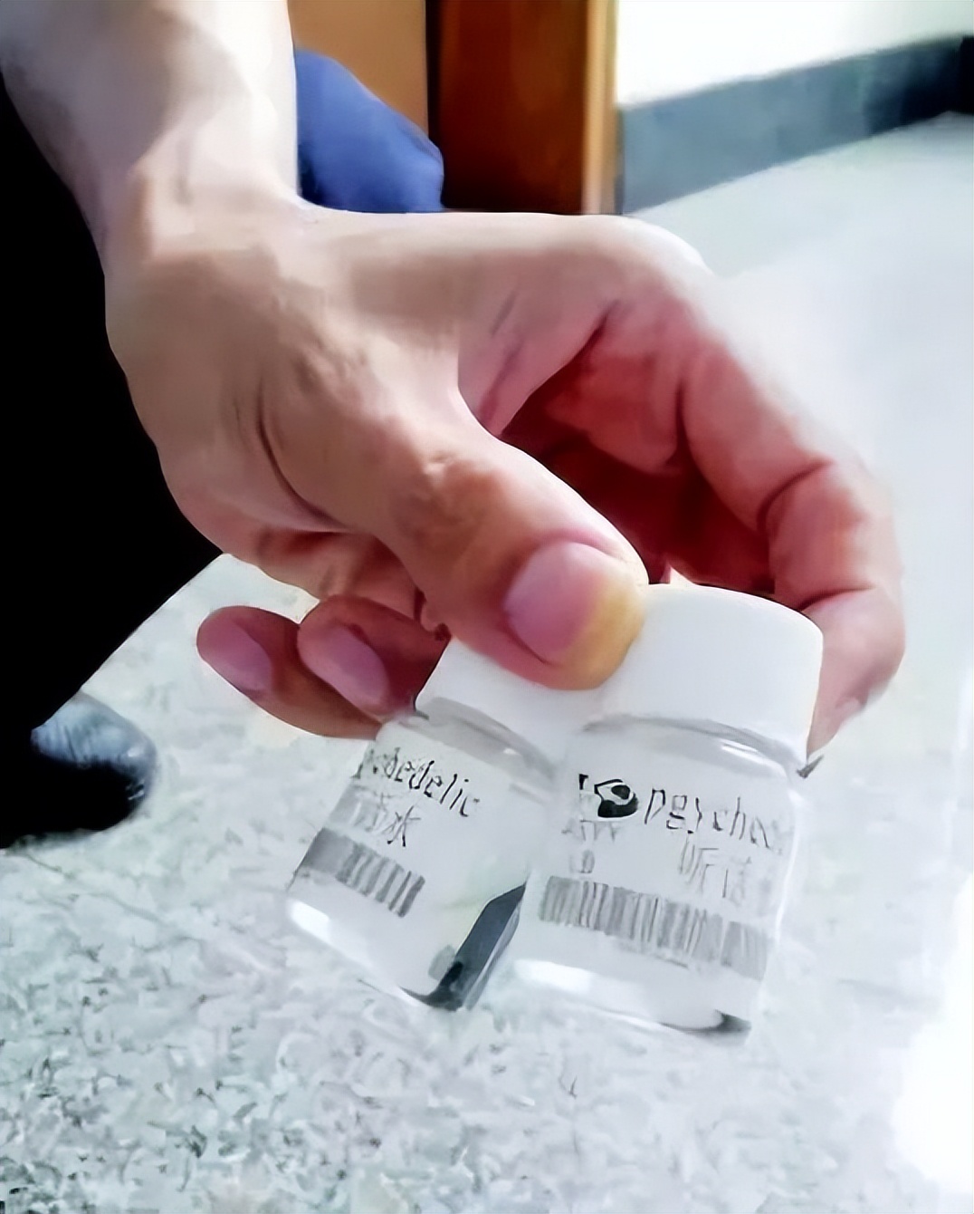 十三岁女初中生见网友，喝了饮料后被侵害，“听话水”有多可怕