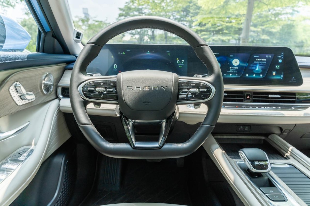 奇瑞艾瑞泽8最新全面测评,奇瑞艾瑞泽8新款实测