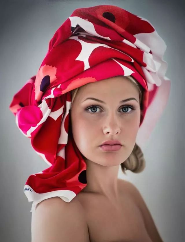 美女画家挑战冷军，画少女人体，放大10倍看细节让网友不淡定