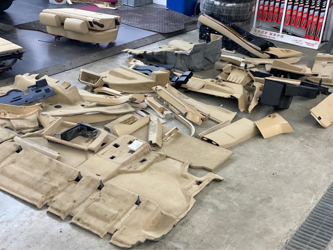 14款宝马x5老改新过程,2011款宝马x5翻新修复