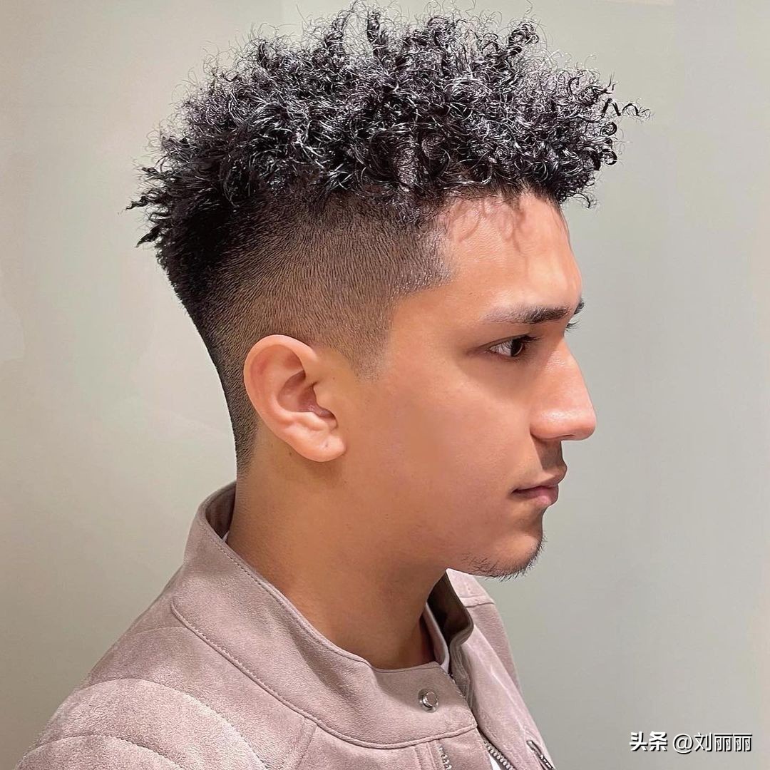 中年男士看起来精神的短发发型,9款秋季男士流行发型剪了变型男