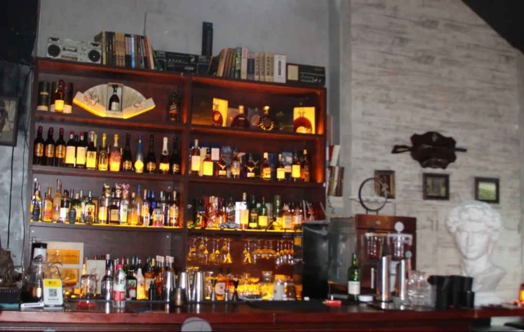 从“江湖”到酒吧,我一天穿越了古今!