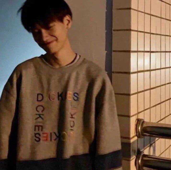 男神头像女生,男头一组优质的男生头像