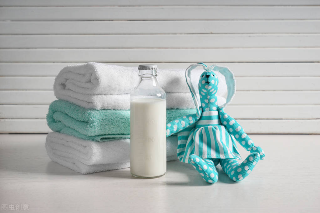 新生宝宝补钙的最佳时间表,家长不用着急补钙