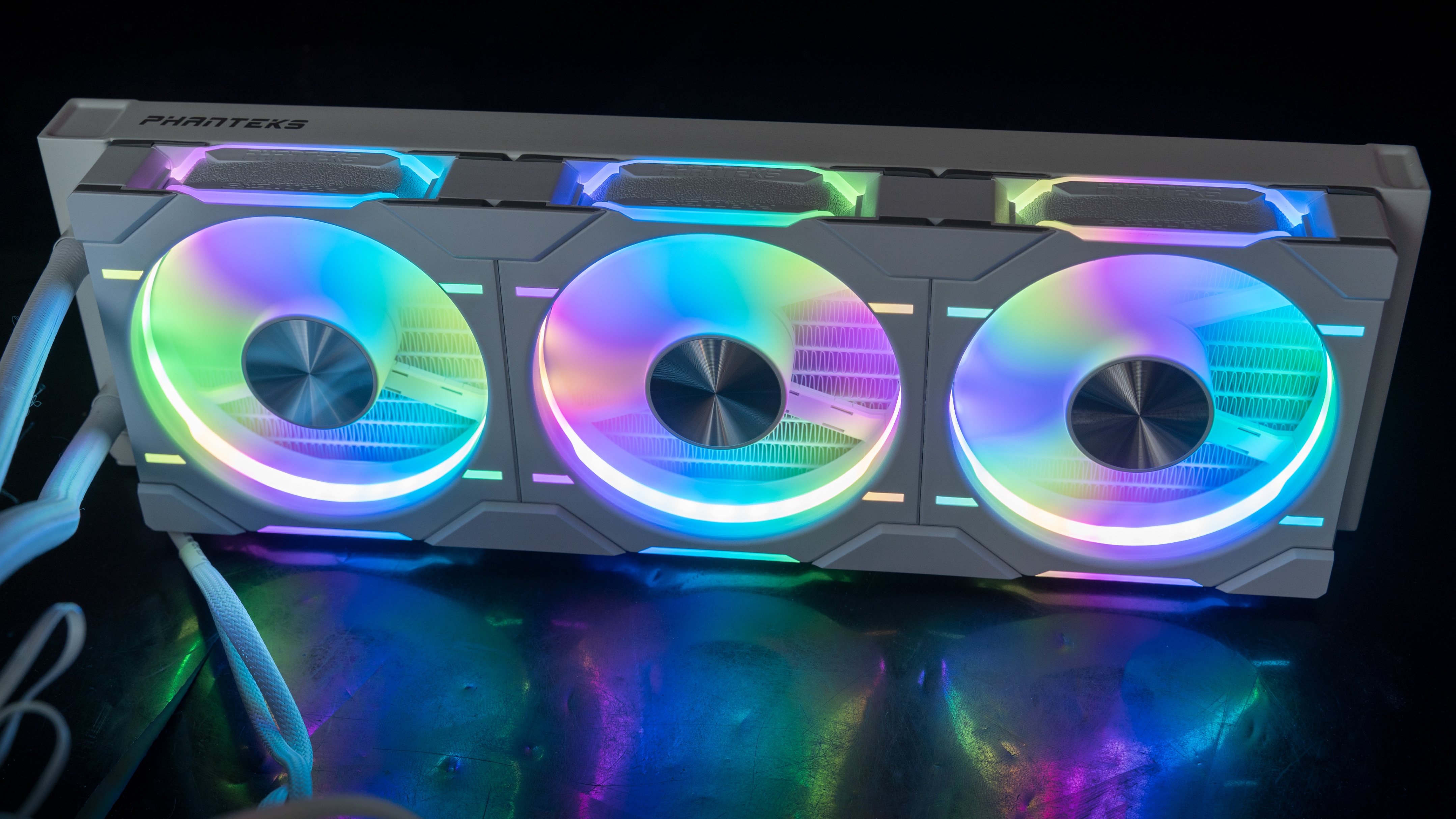 技嘉小雕b760搭配12600kf超频教程,技嘉b760m小雕wifi可以超频吗