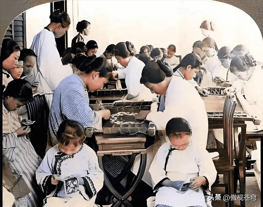 日军日记：*安妇慰**不服从管教，我很愤怒，用*刀刺**插入她的*体下**