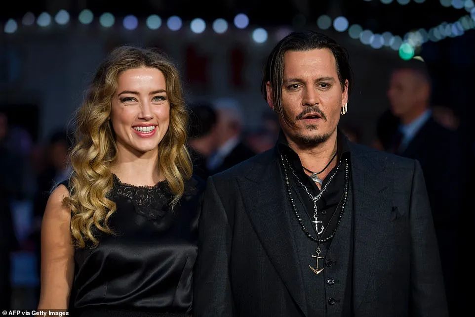 德普和艾梅柏以前的幸福生活,德普和艾梅柏还有感情吗