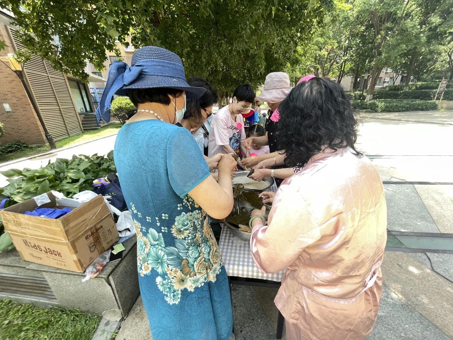 社区开展端午粽飘香浓浓邻里情,社区端午节特色共驻共建活动