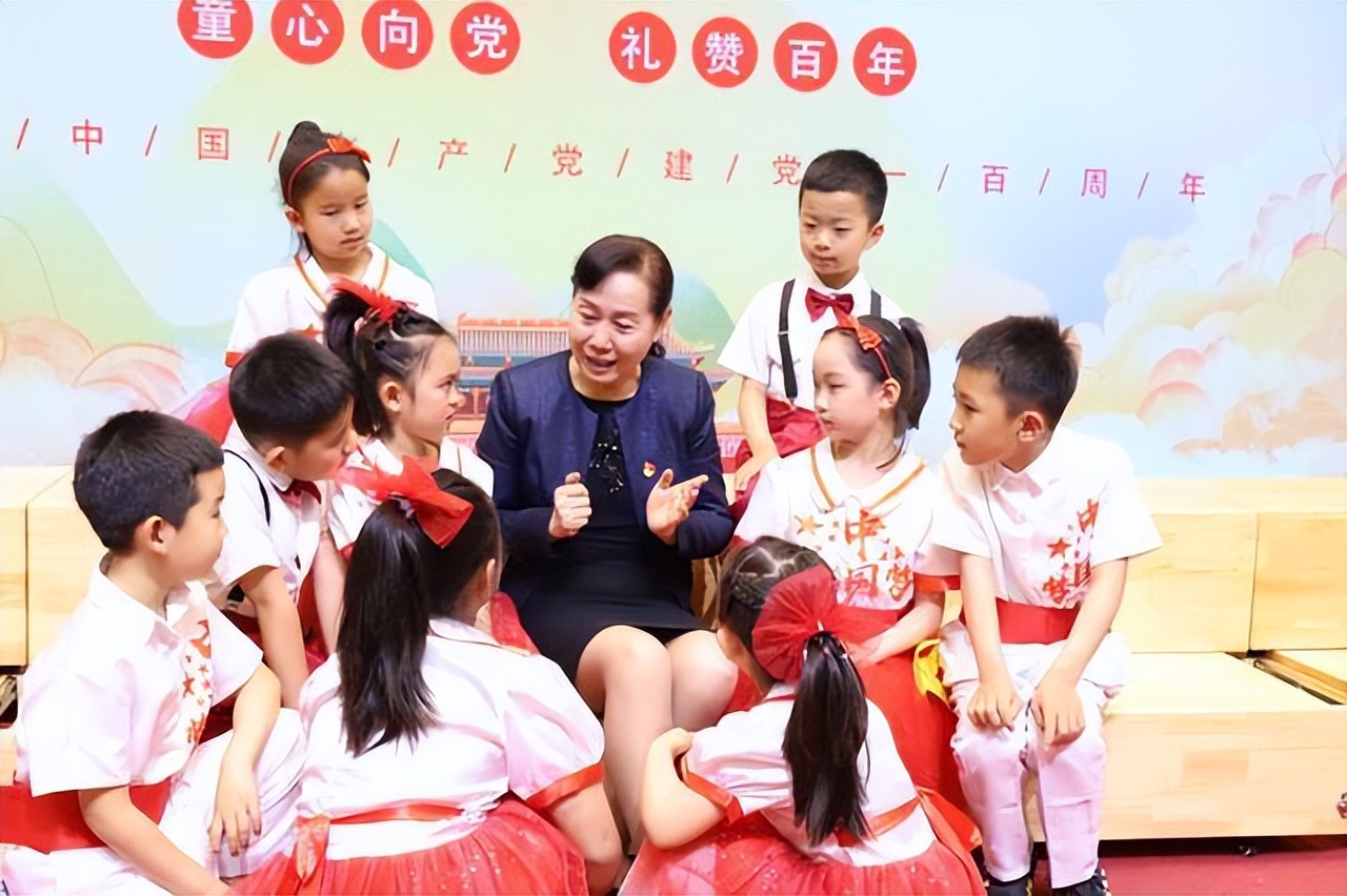 六一节园长对老师说的寄语,六一儿童节园长对毕业班的祝福