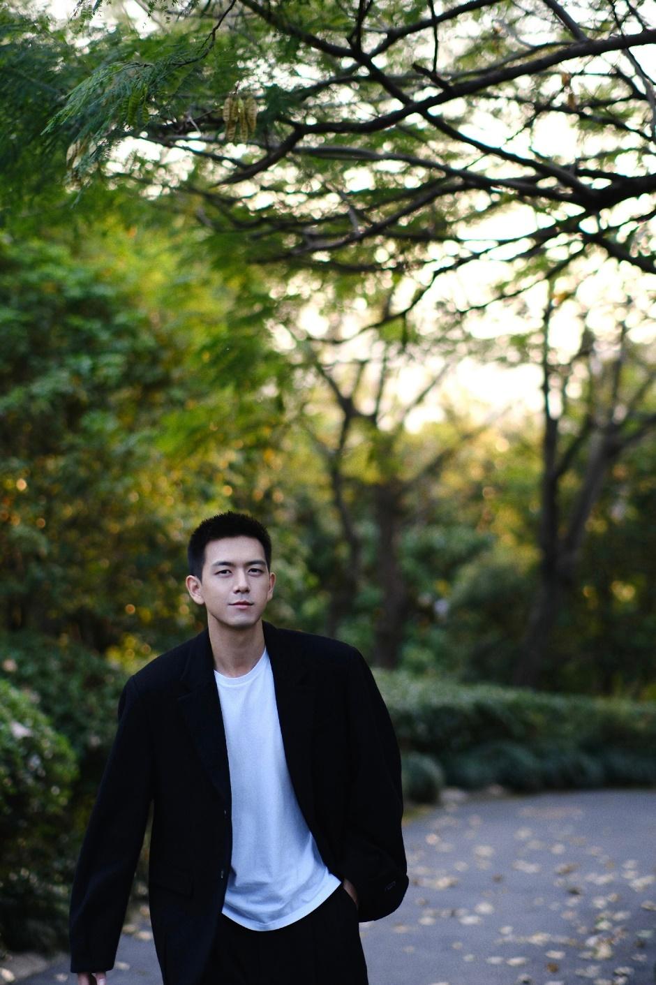 c罗鹿晗李现,原来这些明星都是c罗球迷