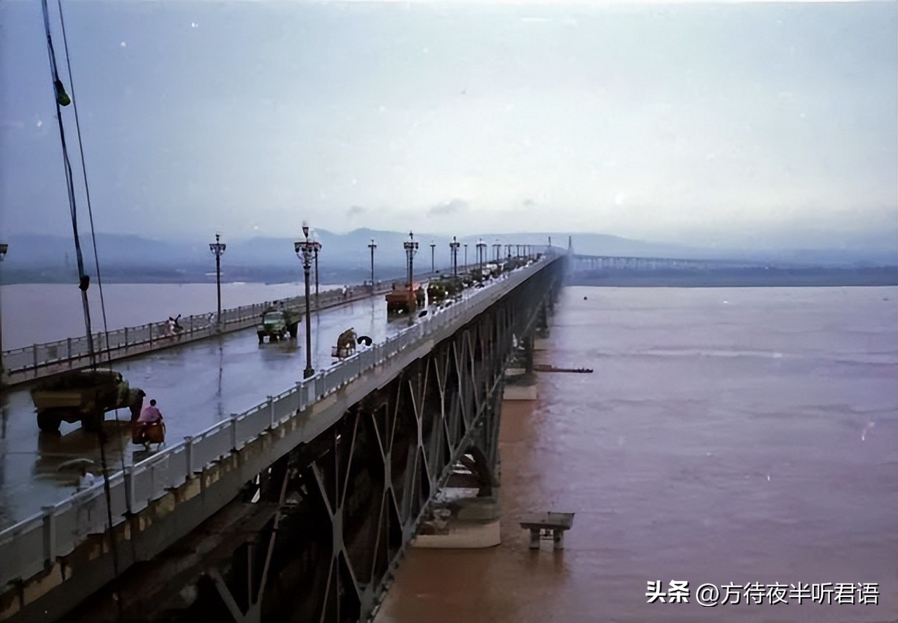 九十年代南京城老照片,以前的南京城的老照片