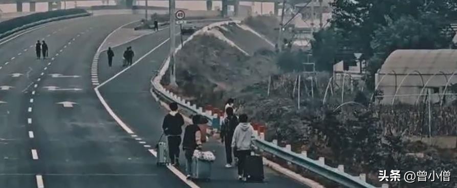 郑州富士康员工返乡真实原因,河南郑州富士康员工自述实拍