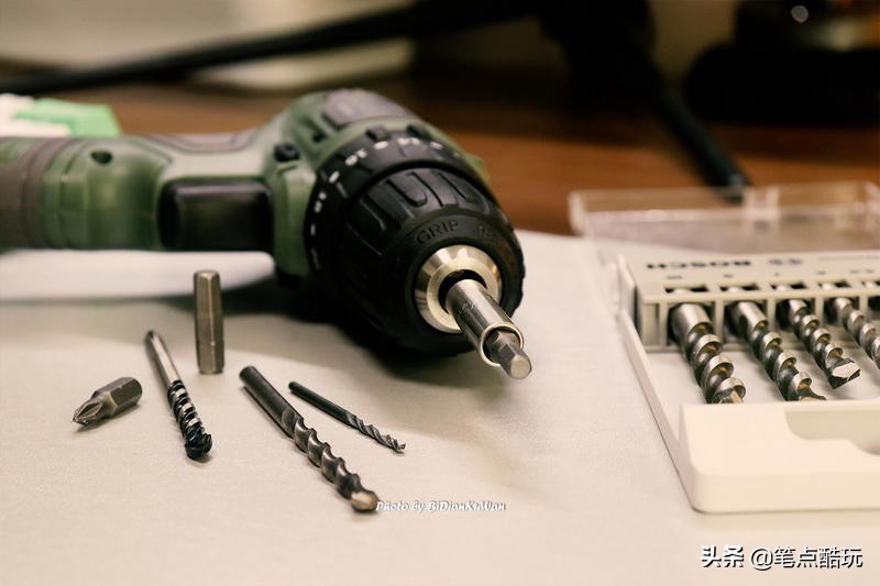 无刷冲击锂电钻,20v无刷锂电多功能冲击钻测评