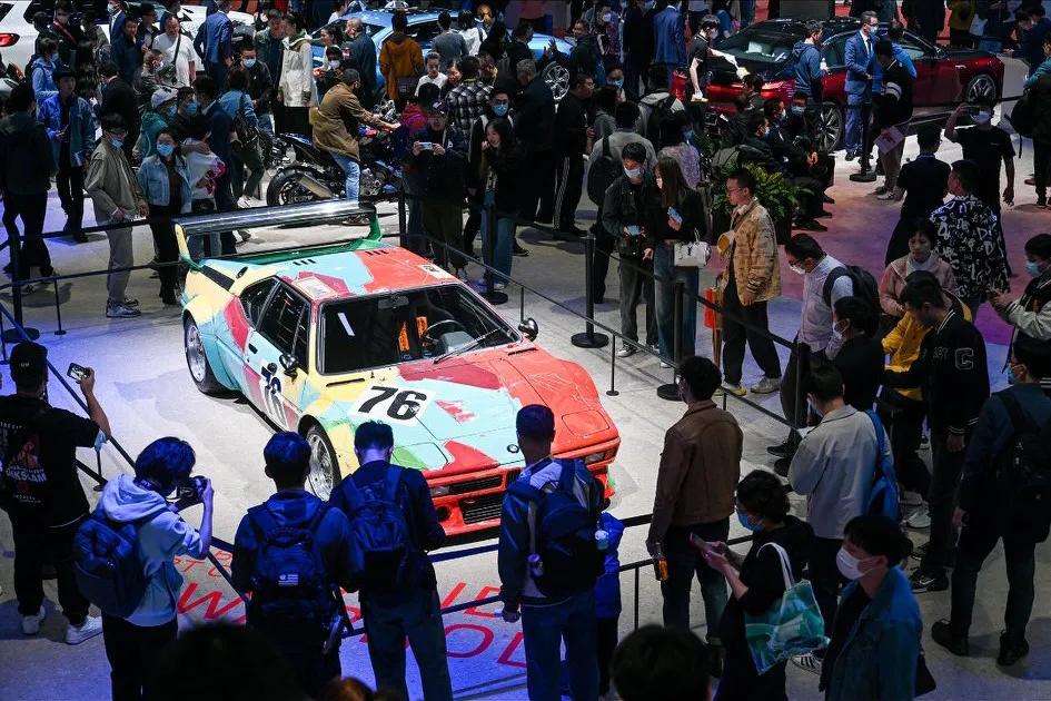 只要有车开就不要想着换车,有车就先开着等有钱了再换好车