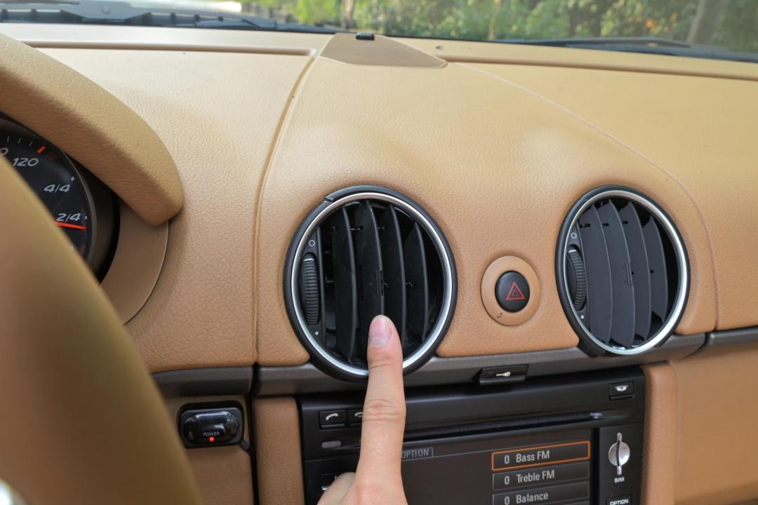 保时捷二手跑车最值得购买的车型,十万左右二手保时捷敞篷车四座