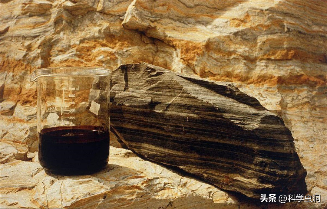 大庆油田石油短缺现状,大庆1000万吨石油还能开采多少年