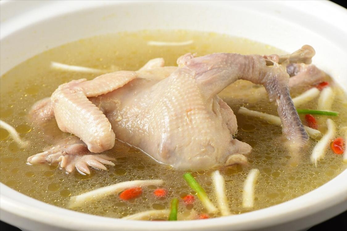 秋天气燥推荐三款营养粥,老年人秋天喝什么汤