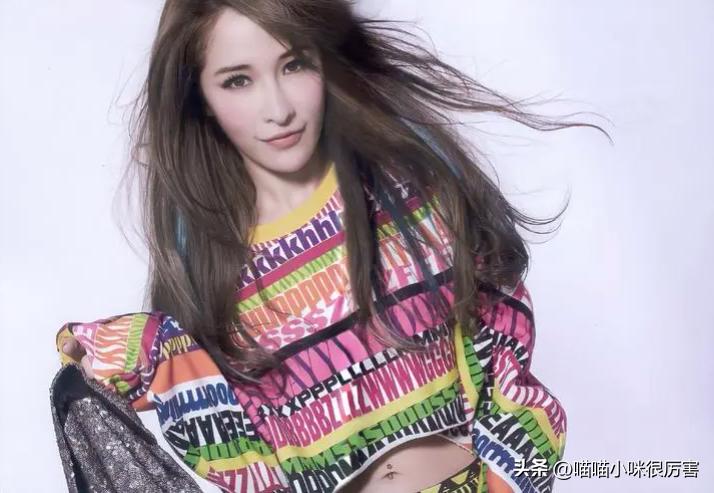 萧亚轩潇洒小姐mtv封神榜演唱会,萧亚轩变脸历史