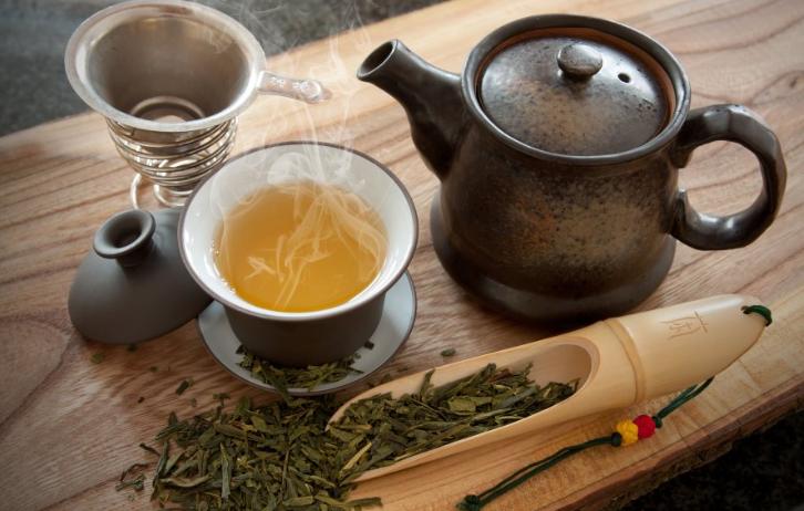 冬季干燥上火喝什么茶最好,泡什么茶败火清热解毒