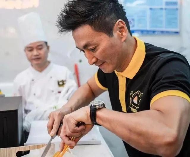 真假包公中展昭遇见假包拯公孙策,包青天之七侠五义公孙策与展昭