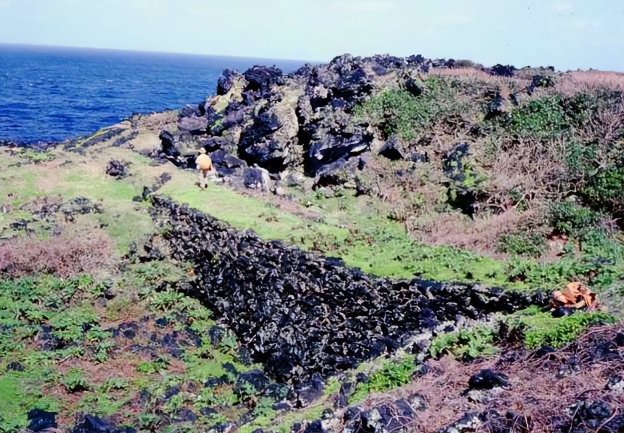 1978年日本记者刁难：*鱼岛钓**属于哪国？*小平邓**巧妙应答令人佩服