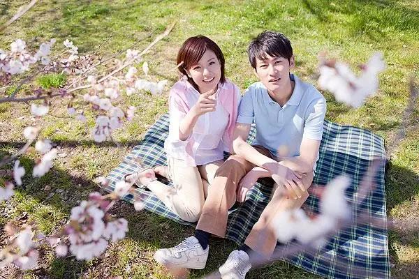 老公的外婆去世我怀孕了怎么办,丧偶5年后我怀孕了怎么办