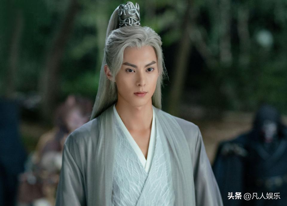 王鹤棣之前未出道的节目,王鹤棣早期综艺戴面具被问问题