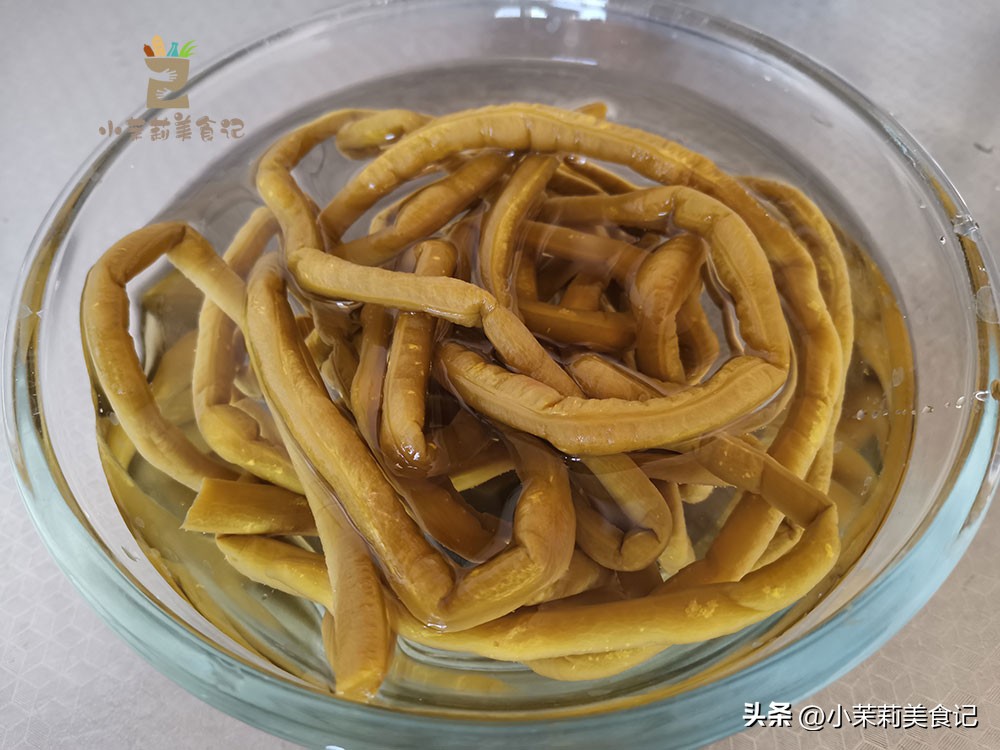 腌酸豆角里面生花怎么办,腌酸豆角怎么样不长白花