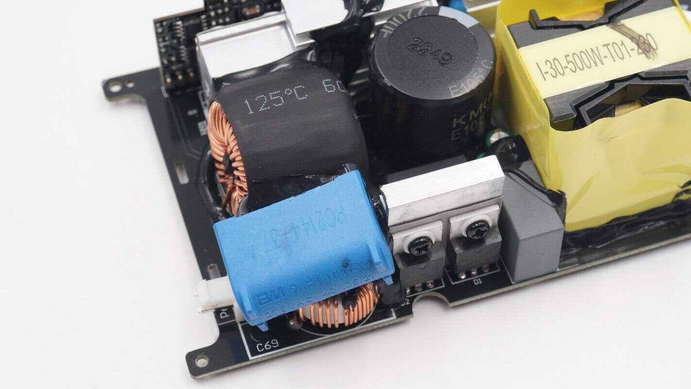 倍思新款150w逆变器,倍思500w车载逆变器