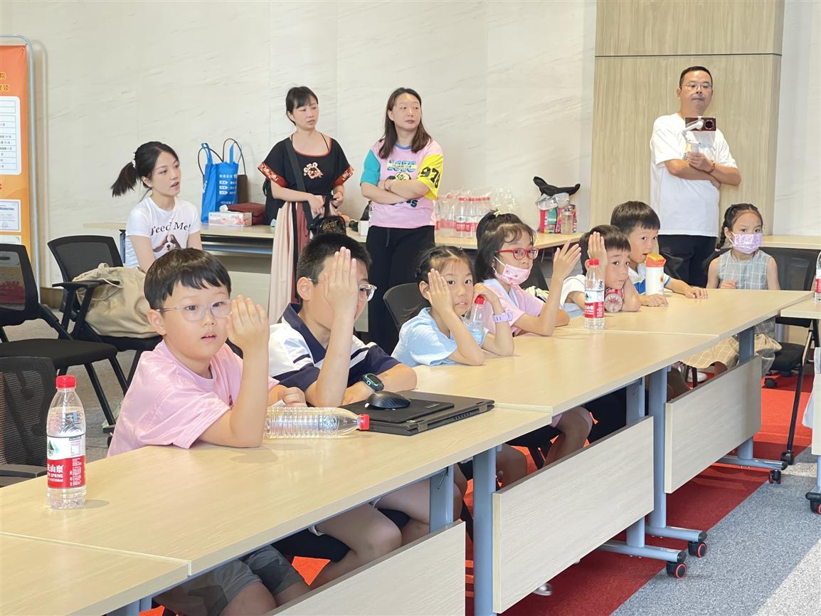 儿童科技科普知识宣讲短视频,少年儿童学科学爱科学