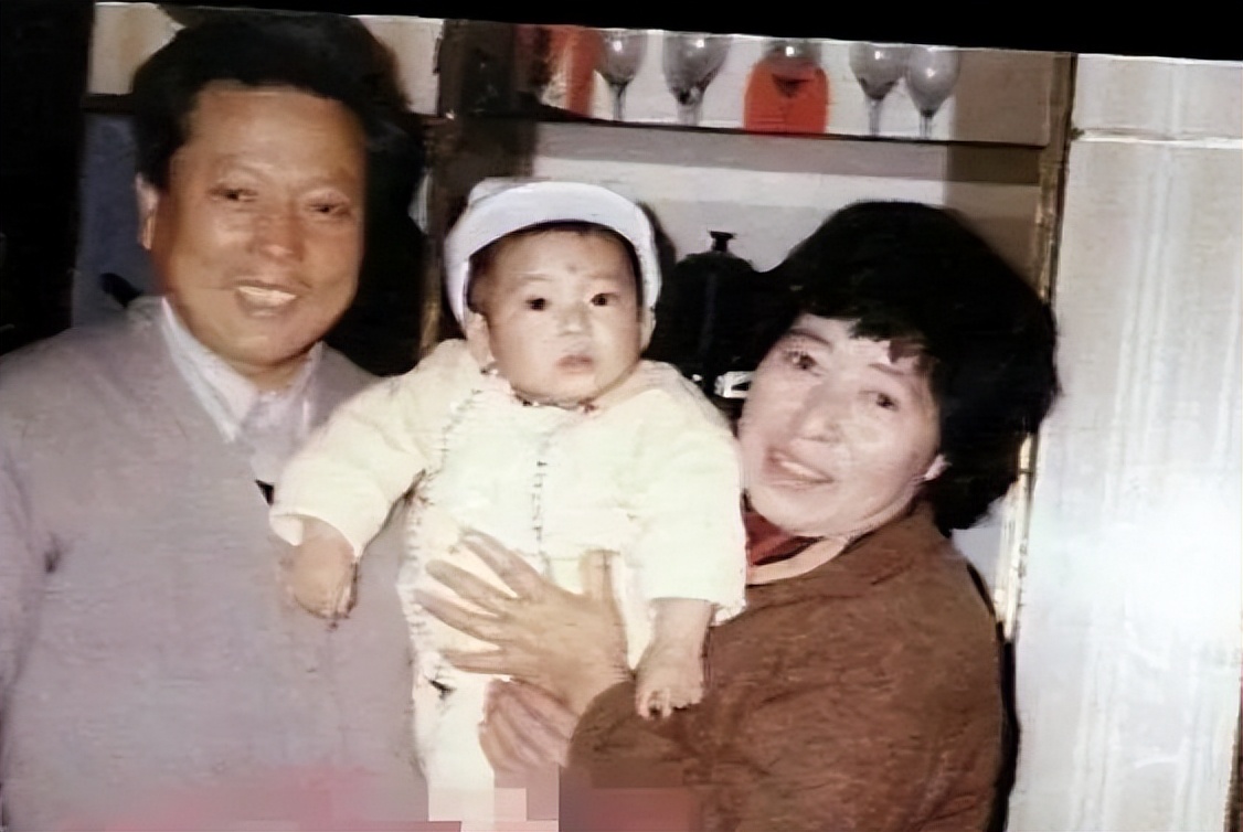 井柏然被爷爷奶奶养大,朝阳沟井柏然父母相认完整版