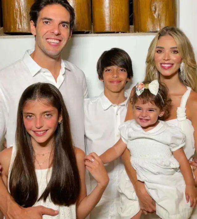 卡卡前妻卡洛琳个人资料,卡卡前妻卡洛琳最新美照