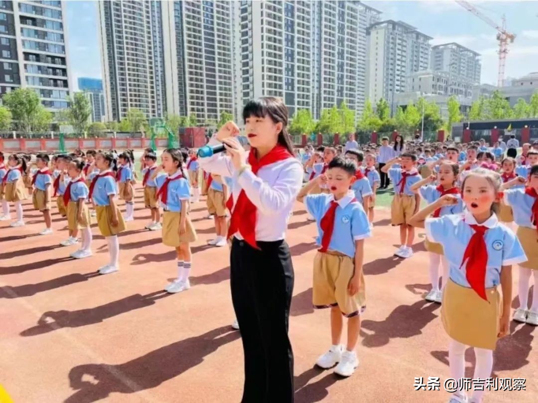 西咸新区沣东新城五小学校,西咸新区沣东新城小学排名前十名