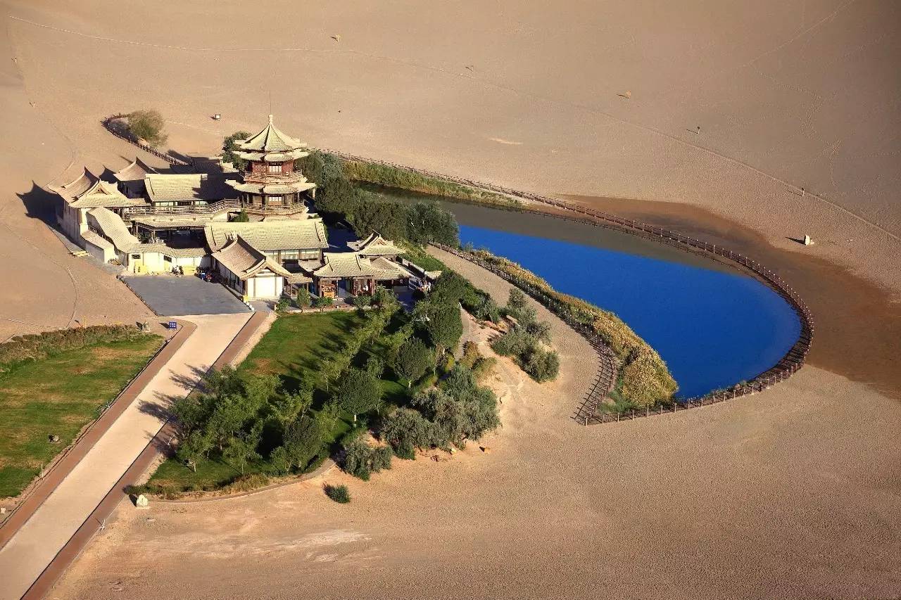 月牙泉千年不枯竭,月牙泉真的没枯竭吗