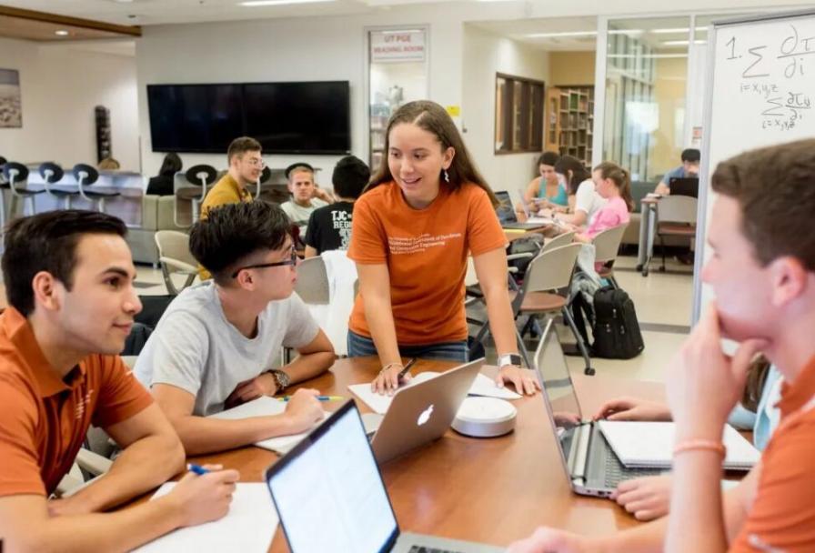 让董宇辉出国留学,俞敏洪的建议引来不少关注,国外教育有啥优势