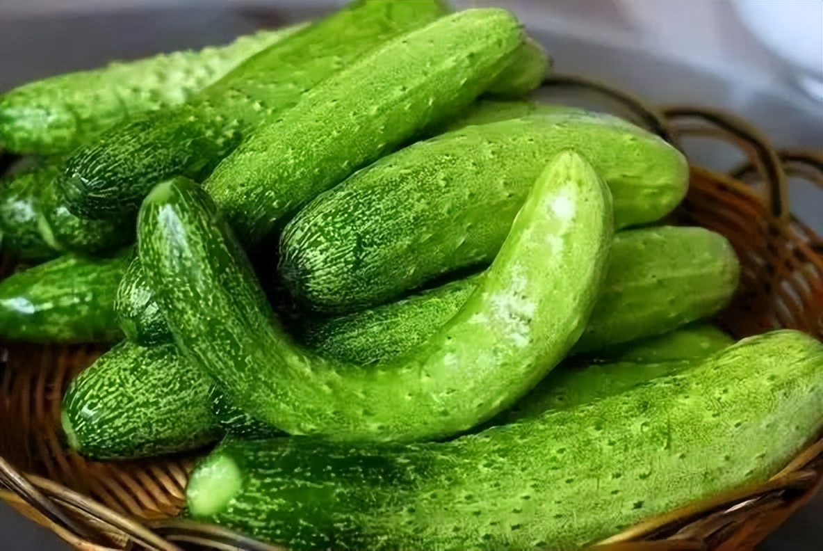 黄瓜不能和什么食物同吃,黄瓜营养功效饮食禁忌