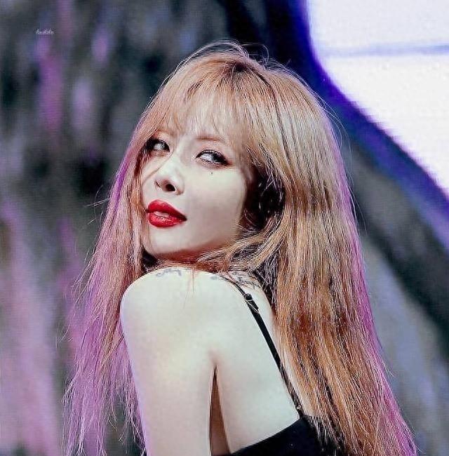 韩国女星泫雅表演,韩国女星泫雅拍戏视频