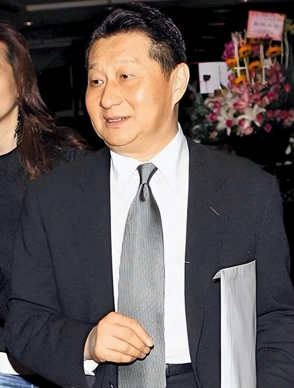 *魔色**孙道存：*养包**情人无数，玩老婆闺蜜，娶初中同学女儿为妻