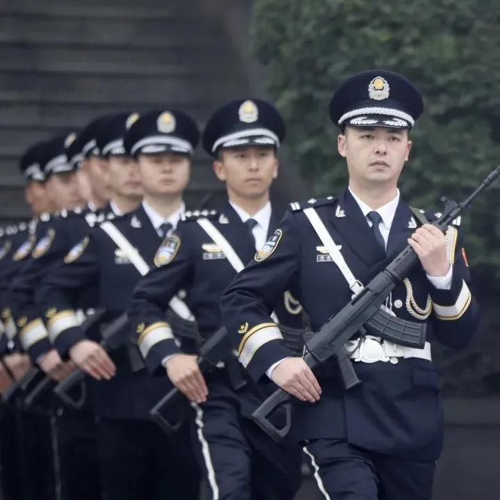 女警警服演变照片图片,最美警花警服图片