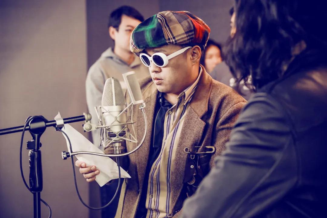 两年前火爆音乐,以前乐队最火的歌